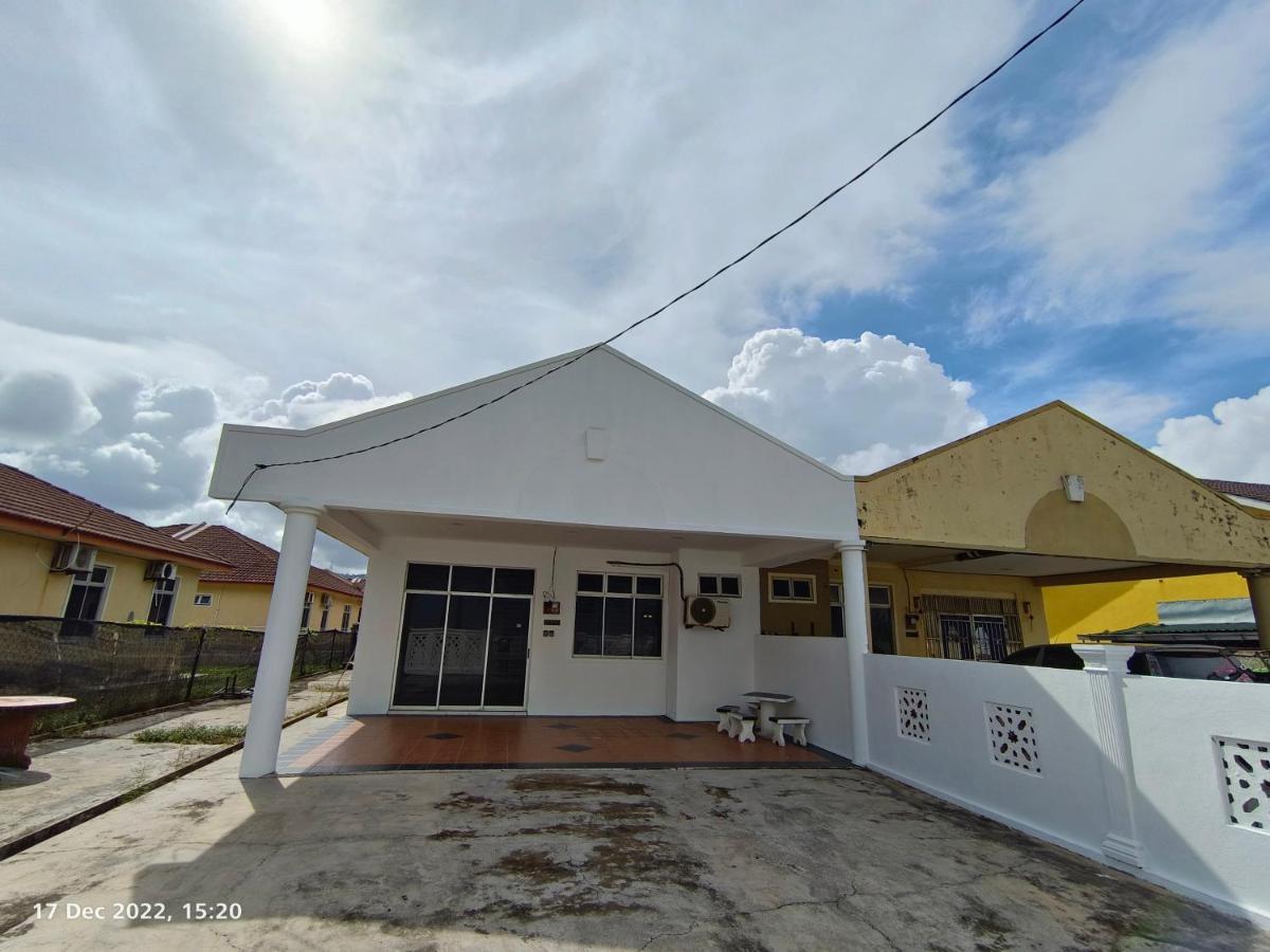 Seaview Promenade Homestay Dungun Exterior foto
