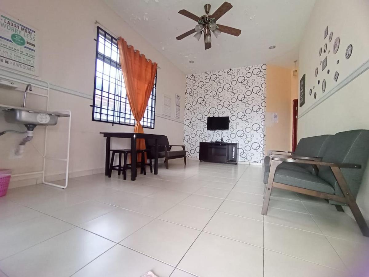 Seaview Promenade Homestay Dungun Exterior foto